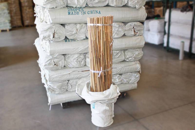 Vente en grande quantité de tuteur bambou par palette